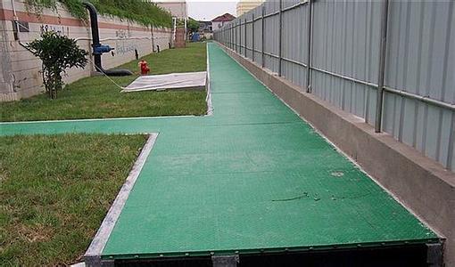 工厂草坪樱桃性爱视频应用